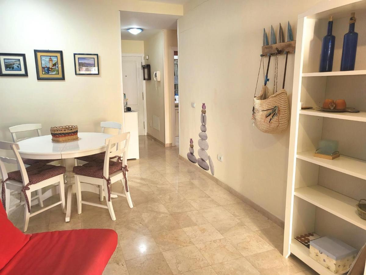Oasis Palm Mar By Helloapartments Exterior photo